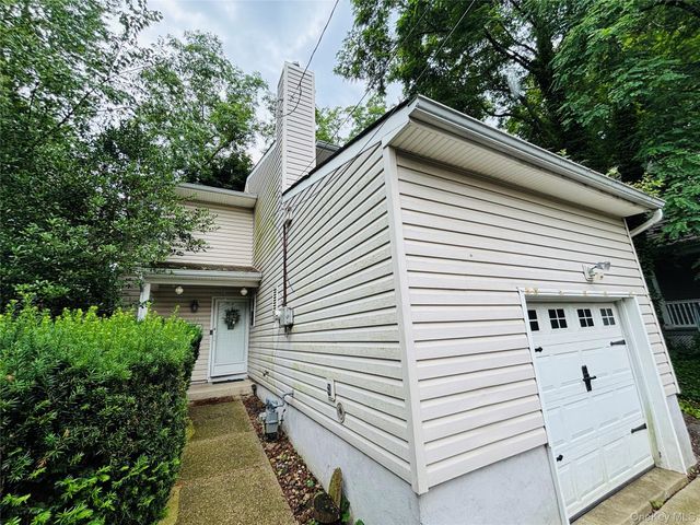 3 Altamont Avenue, Sea Cliff, NY 11579