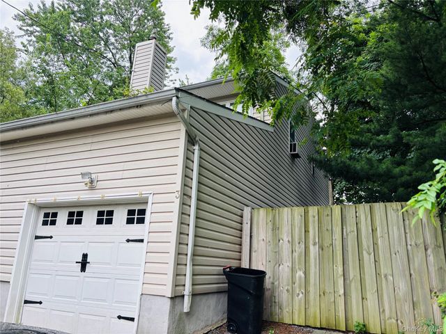 3 Altamont Avenue, Sea Cliff, NY 11579