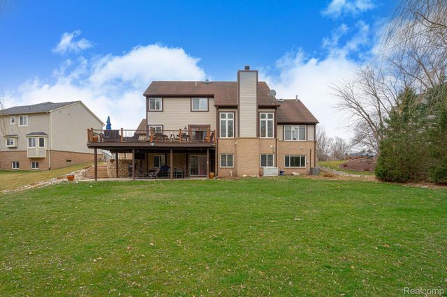 185 Columbia Drive, South Lyon, MI 48178