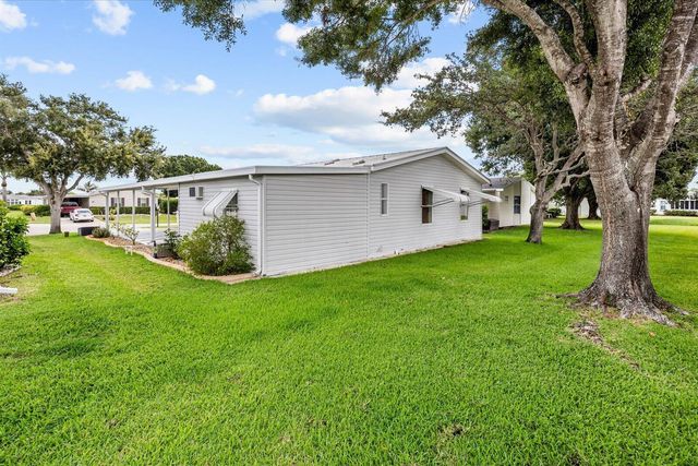 3713 Pendula Circle, Port St. Lucie, FL 34952