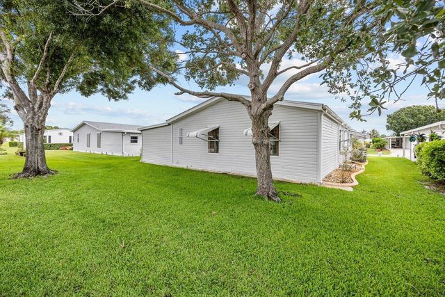 3713 Pendula Circle, Port St. Lucie, FL 34952