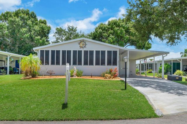 3713 Pendula Circle, Port St. Lucie, FL 34952