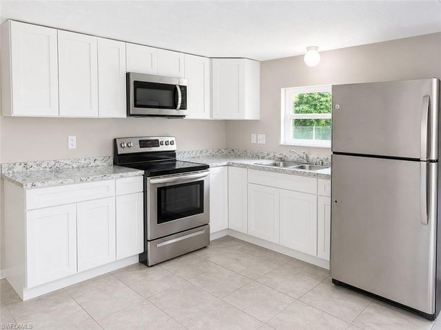 316 W Buell DR, Fort Myers, FL 33905