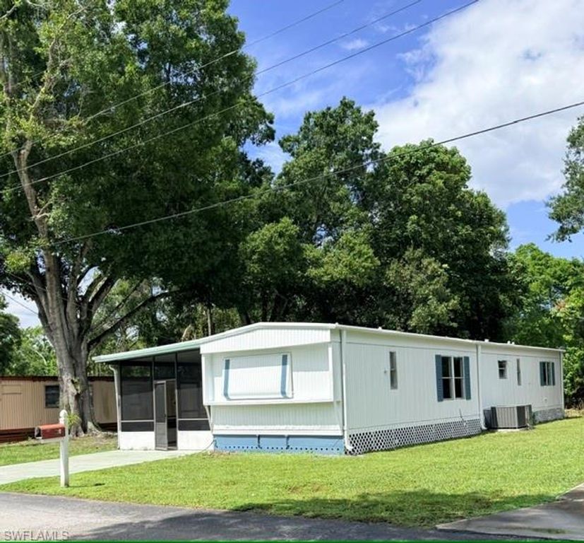 316 W Buell DR, FORT MYERS, FL 33905 — photo 3