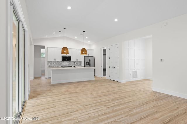 1291 Tacoma Street SE, Palm Bay, FL 32909