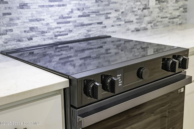 1291 Tacoma Street SE, Palm Bay, FL 32909