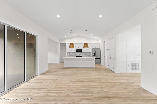 1291 Tacoma Street SE, Palm Bay, FL 32909