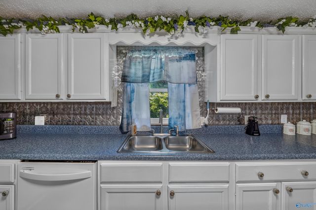 19560 US Highway 31, Vinemont, AL 35179