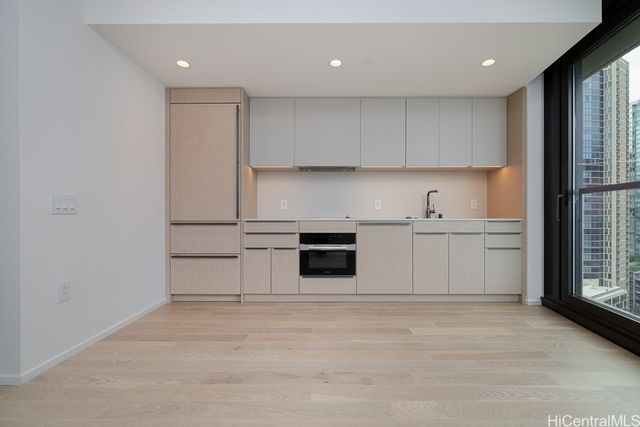 333 Ward Avenue 1808, Honolulu, HI 96814