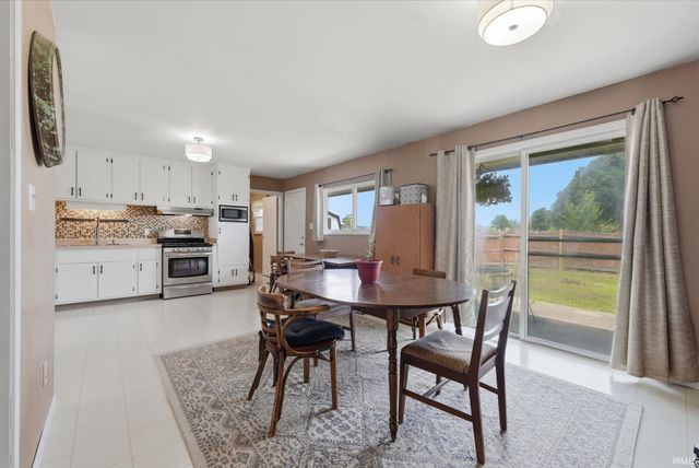 6929 Plumtree Court, Fort Wayne, IN 46825