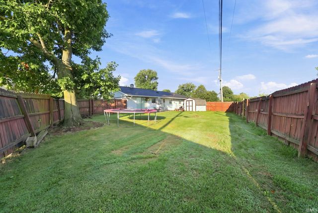 6929 Plumtree Court, Fort Wayne, IN 46825