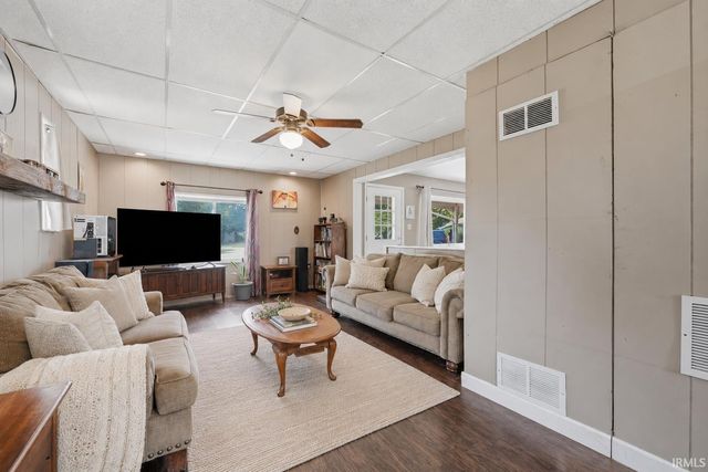 6929 Plumtree Court, Fort Wayne, IN 46825