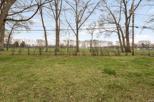 1518 Hass Drive, South Bend, IN 46635