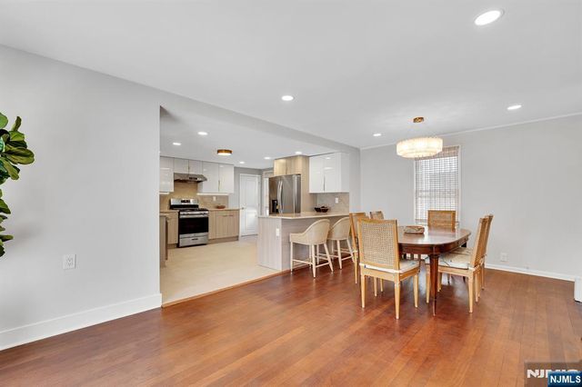 25 Riverview Avenue, Rutherford, NJ 07070