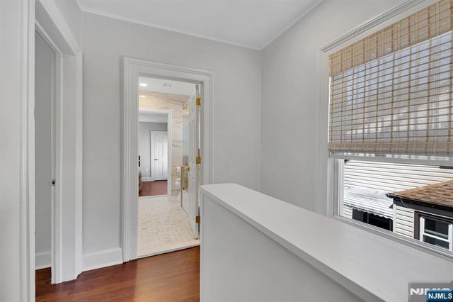 25 Riverview Avenue, Rutherford, NJ 07070