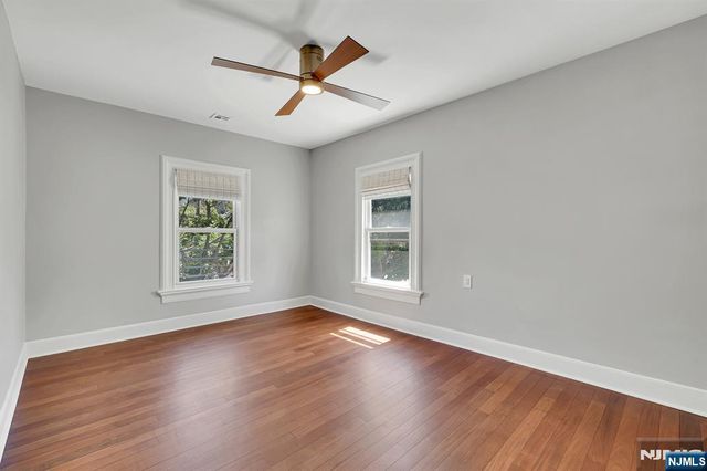 25 Riverview Avenue, Rutherford, NJ 07070