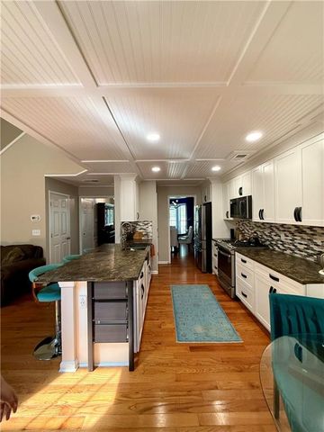 4982 Bright Hampton Drive SE, Atlanta, GA 30339