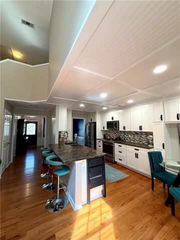 4982 Bright Hampton Drive SE, Atlanta, GA 30339