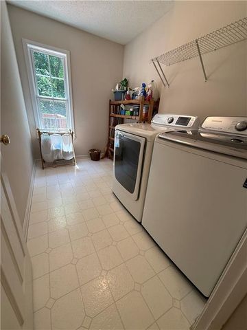 4982 Bright Hampton Drive SE, Atlanta, GA 30339