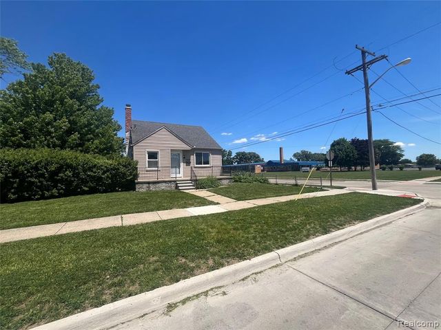 1004 Leblanc Street, Lincoln Park, MI 48146