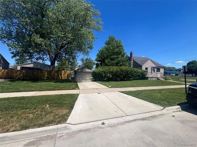 1004 Leblanc Street, Lincoln Park, MI 48146