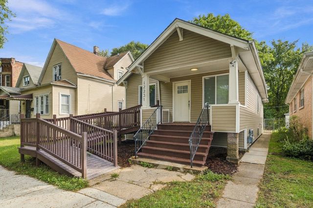12231 S Lowe Avenue, Chicago, IL 60628
