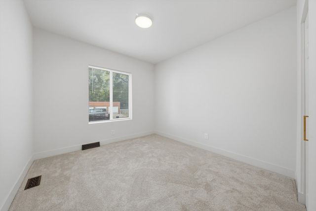 12231 S Lowe Avenue, Chicago, IL 60628