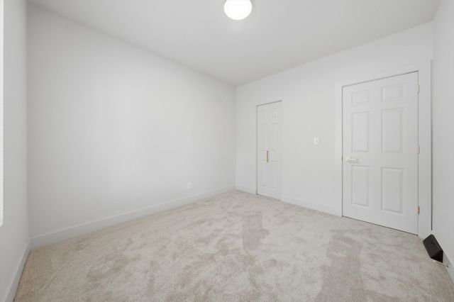 12231 S Lowe Avenue, Chicago, IL 60628