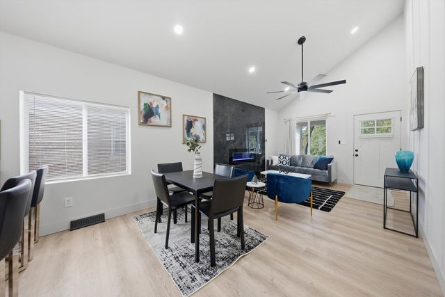 12231 S Lowe Avenue, Chicago, IL 60628