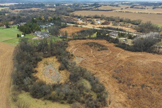 N7026 County Road DD, Burlington, WI 53105
