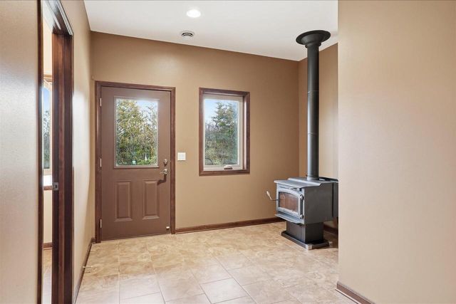 N7026 County Road DD, Burlington, WI 53105