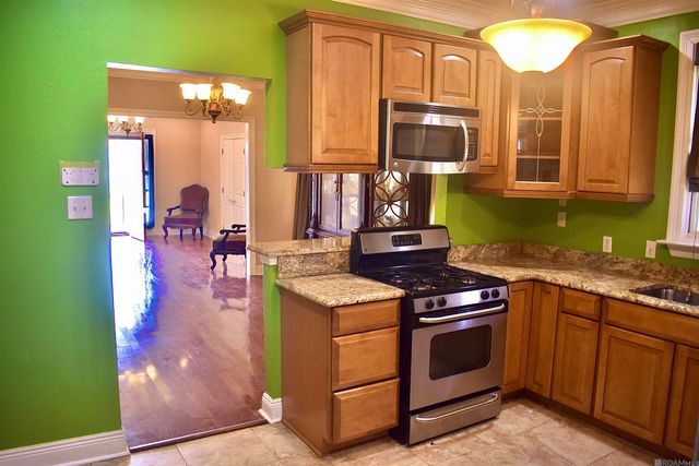 9129 Nelson St, New Orleans, LA 70118