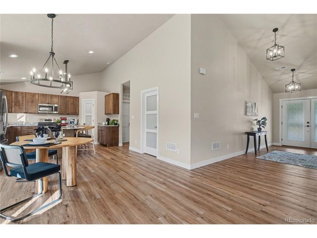 816 Meadow Ln, Palmer Lake, CO 80133