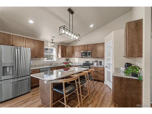 816 Meadow Ln, Palmer Lake, CO 80133