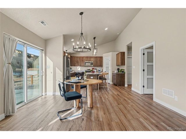 816 Meadow Ln, Palmer Lake, CO 80133