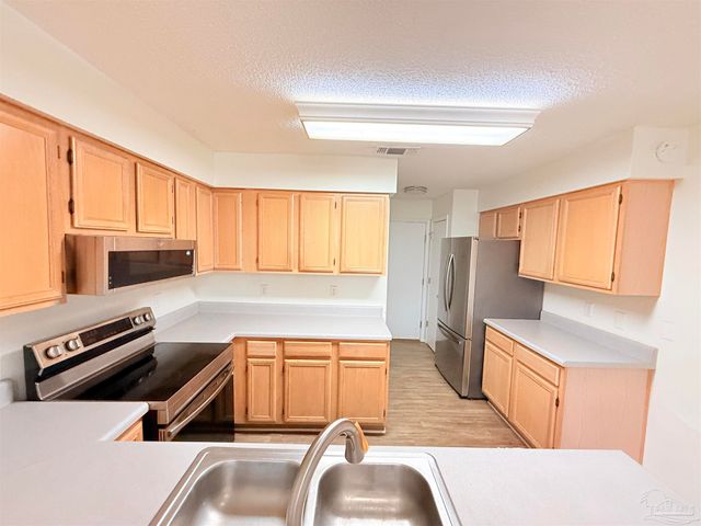 3320 Marion Oaks Way, Pensacola, FL 32507