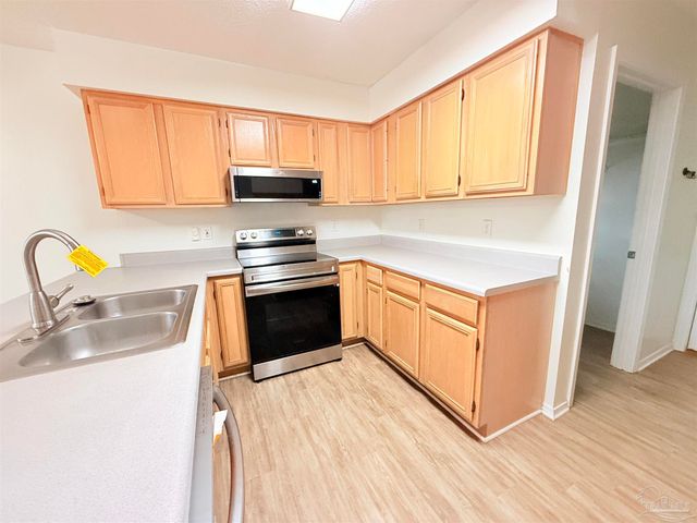 3320 Marion Oaks Way, Pensacola, FL 32507