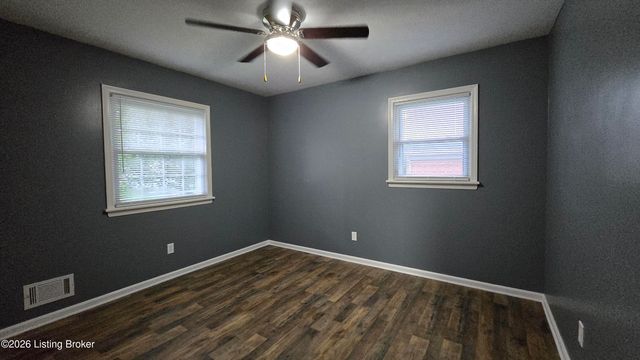 2706 Marguerite Dr, Louisville, KY 40216