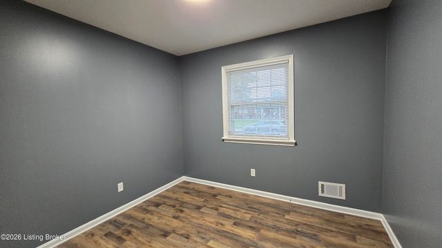 2706 Marguerite Dr, Louisville, KY 40216