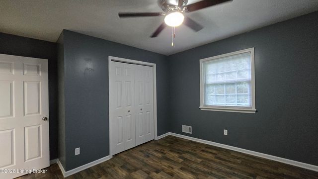 2706 Marguerite Dr, Louisville, KY 40216