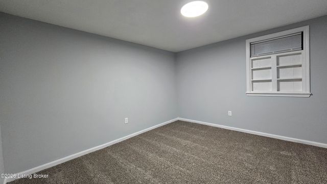 2706 Marguerite Dr, Louisville, KY 40216