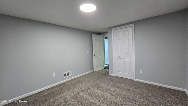 2706 Marguerite Dr, Louisville, KY 40216