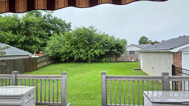 2706 Marguerite Dr, Louisville, KY 40216