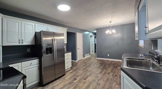 2706 Marguerite Dr, Louisville, KY 40216