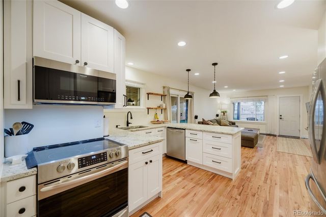 1280 W Oxford Avenue, Englewood, CO 80110