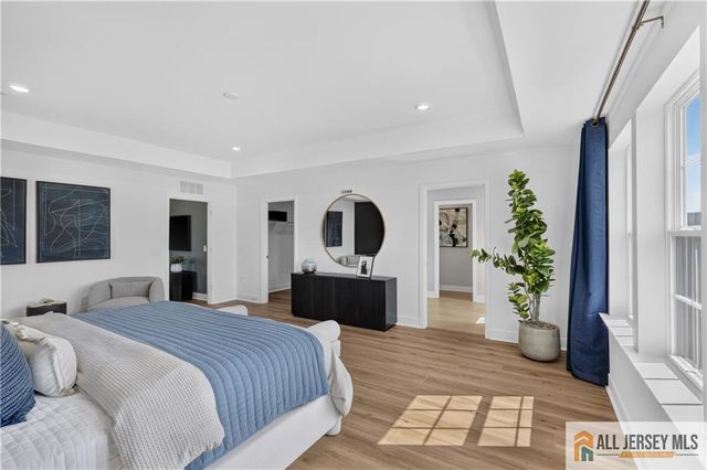 38 Bellan Drive, South Brunswick, NJ 08852