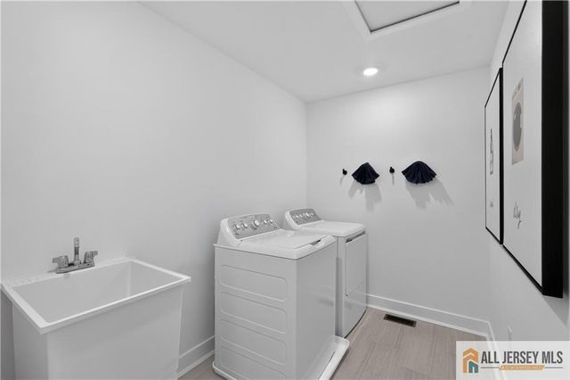 38 Bellan Drive, South Brunswick, NJ 08852