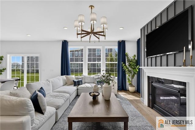 38 Bellan Drive, South Brunswick, NJ 08852