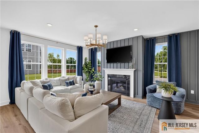 38 Bellan Drive, South Brunswick, NJ 08852