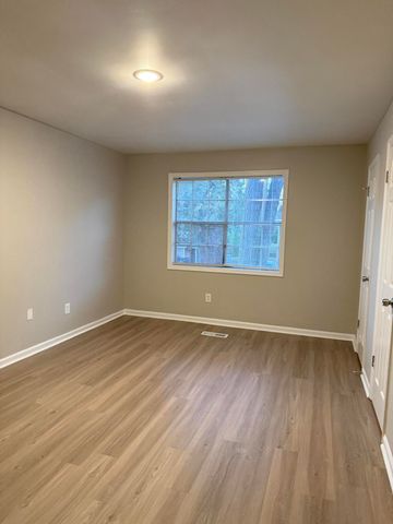 7669 Hunters Ridge Lane, North Charleston, SC 29420